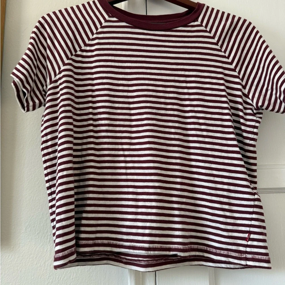 Levi’s Classic Cropped Striped Tee 100% Cotton Size Medium - Picture 1 of 6